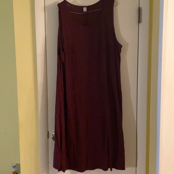 Old Navy Dresses & Skirts - Old Navy Burgundy dress